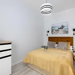 Ku Morzu Nadmorski W Poblizu Plazy Z Basenem I Parkingiem By Renters * Sianożęty