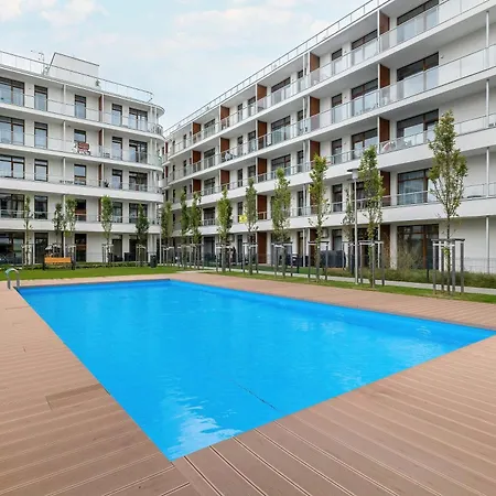 Ku Morzu Nadmorski W Poblizu Plazy Z Basenem I Parkingiem By Renters * 시아노제티