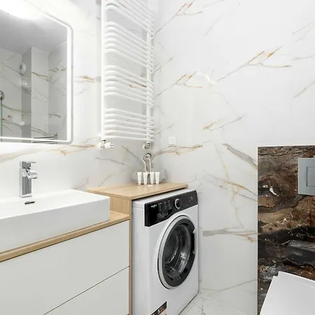 Ku Morzu Nadmorski Apartament W Poblizu Plazy Z Basenem I Parkingiem By Noclegi Renters *