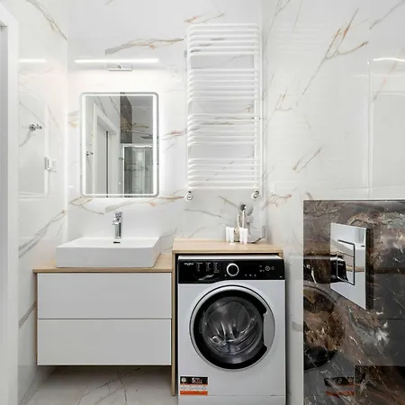 Ku Morzu Nadmorski Apartament W Poblizu Plazy Z Basenem I Parkingiem By Noclegi Renters