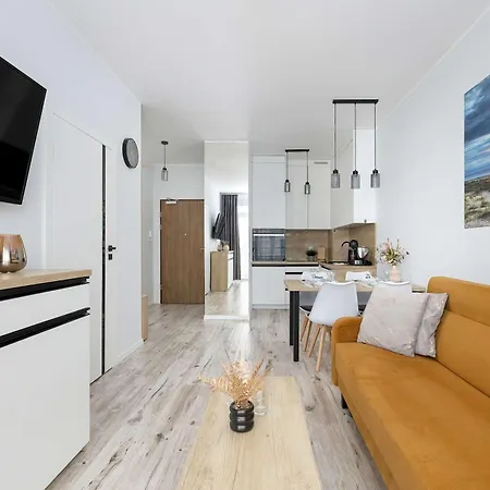 Ku Morzu Nadmorski Apartament W Poblizu Plazy Z Basenem I Parkingiem By Noclegi Renters *