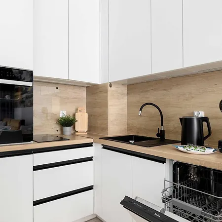 Ku Morzu Nadmorski Apartament W Poblizu Plazy Z Basenem I Parkingiem By Noclegi Renters * Sianozety