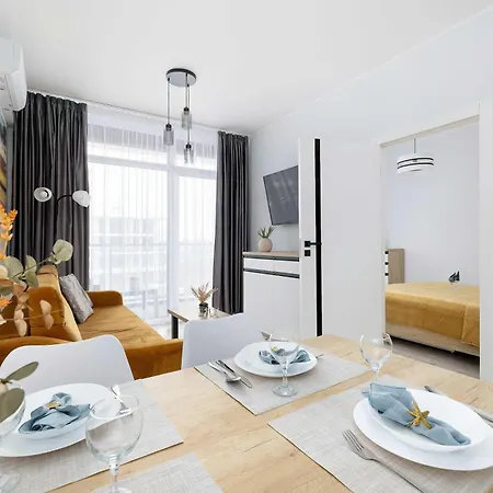 Ku Morzu Nadmorski W Poblizu Plazy Z Basenem I Parkingiem By Renters Appartamento *
