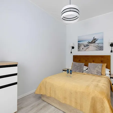Ku Morzu Nadmorski Apartament W Poblizu Plazy Z Basenem I Parkingiem By Noclegi Renters * Sianozety