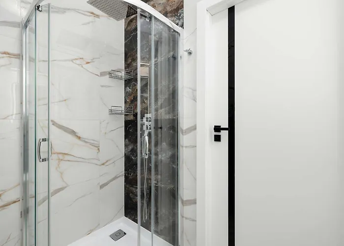 Ku Morzu Nadmorski Apartament W Poblizu Plazy Z Basenem I Parkingiem By Noclegi Renters * Sianozety