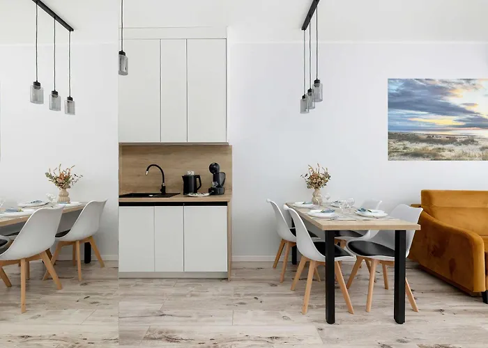 Ku Morzu Nadmorski Apartament W Poblizu Plazy Z Basenem I Parkingiem By Noclegi Renters Lägenhet